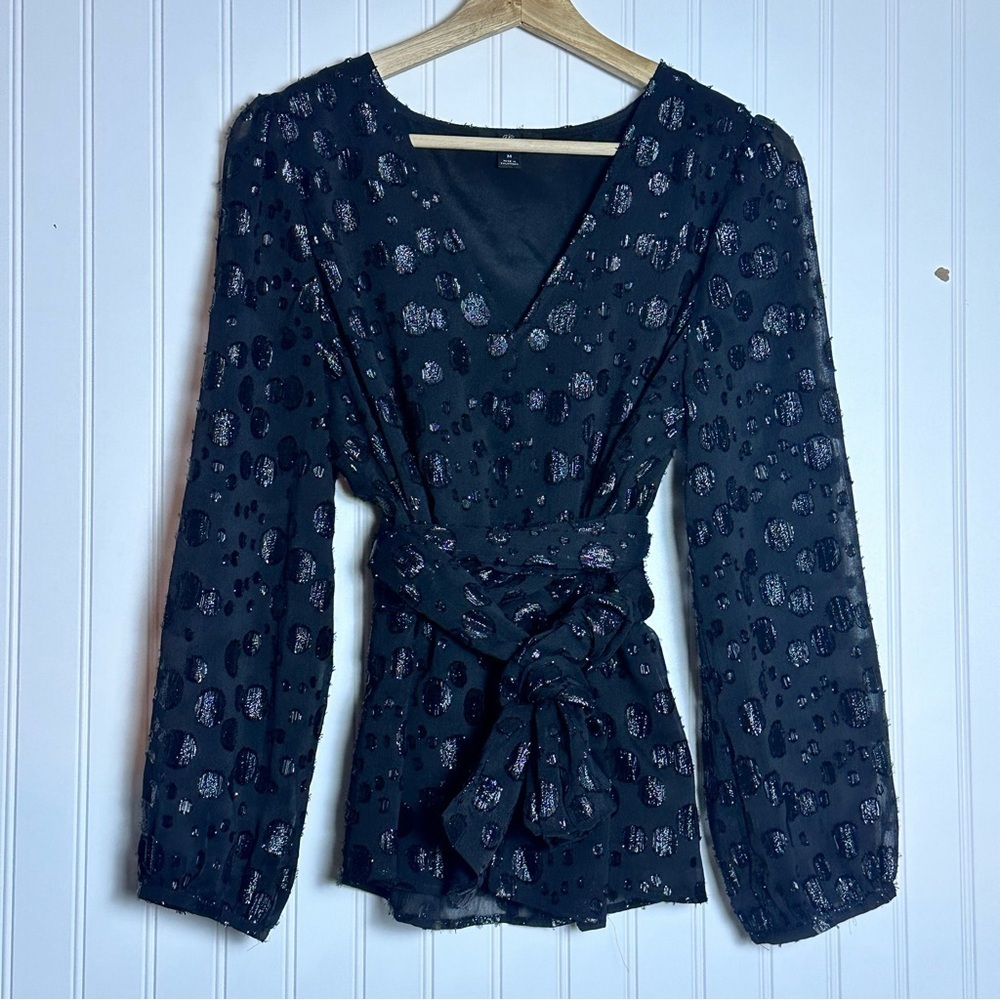 J. Crew Tie-waist V-neck top in black metallic dot jacquard M Casual Business - Picture 5 of 14